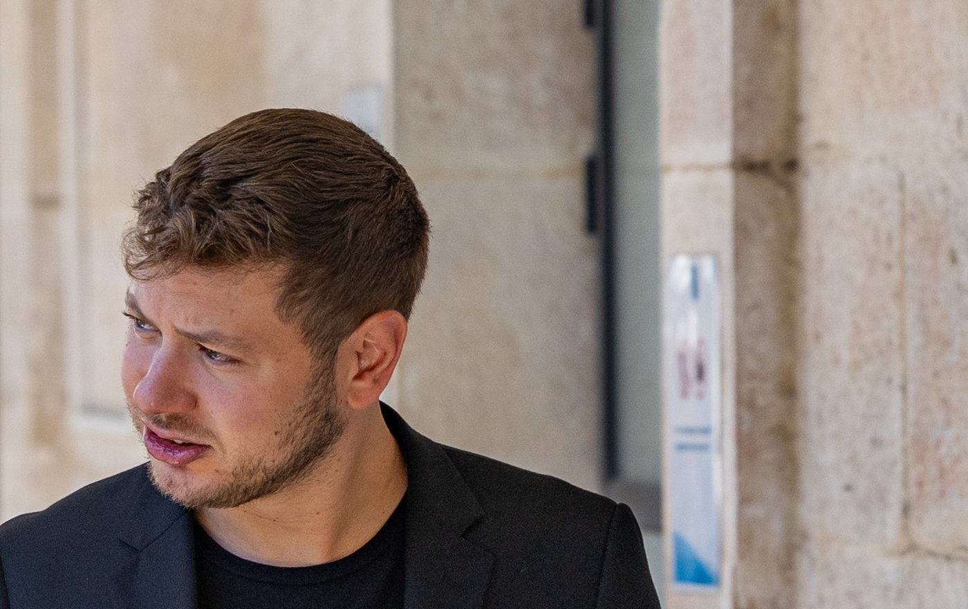 יאיר נתניהו עוזר לאביו: "יודע שאתם לא סובלים אחד את השני, אז מה?"