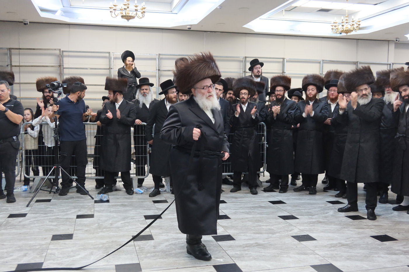  שמחת בית זוועהיל ארה"ב - מודז'יץ - האלמין