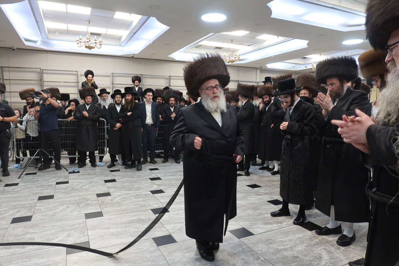  שמחת בית זוועהיל ארה"ב - מודז'יץ - האלמין