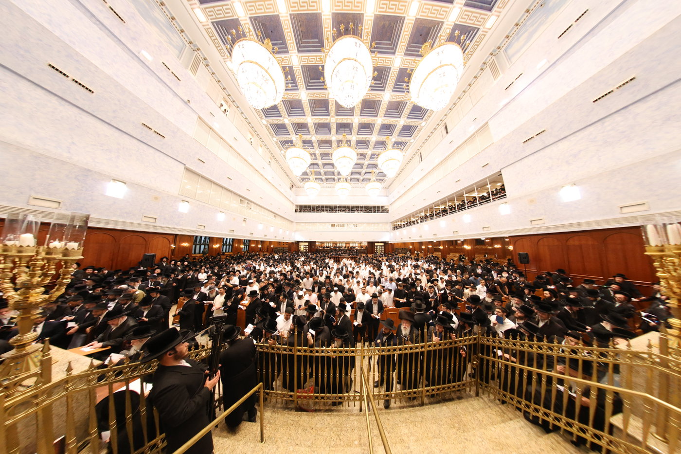 הגר"י יוסף והגרי"ד גרוסמן בבעלזא