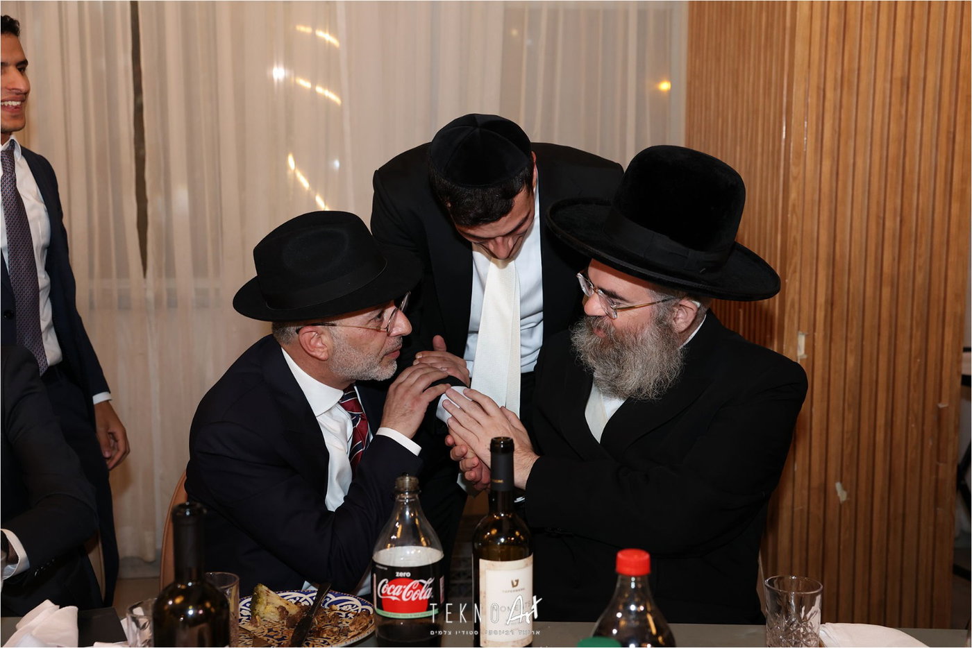 חבר הכנסת החרדי חיתן את בתו עם הבחור מ'חברון'; הברנז'ה התייצבה | תיעוד