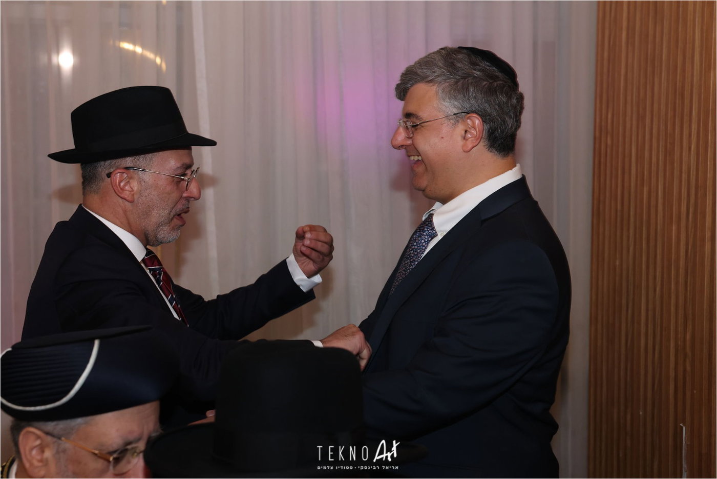 חבר הכנסת החרדי חיתן את בתו עם הבחור מ'חברון'; הברנז'ה התייצבה | תיעוד