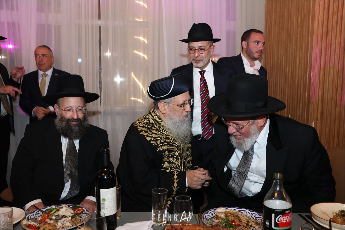 חבר הכנסת החרדי חיתן את בתו עם הבחור מ'חברון'; הברנז'ה התייצבה | תיעוד