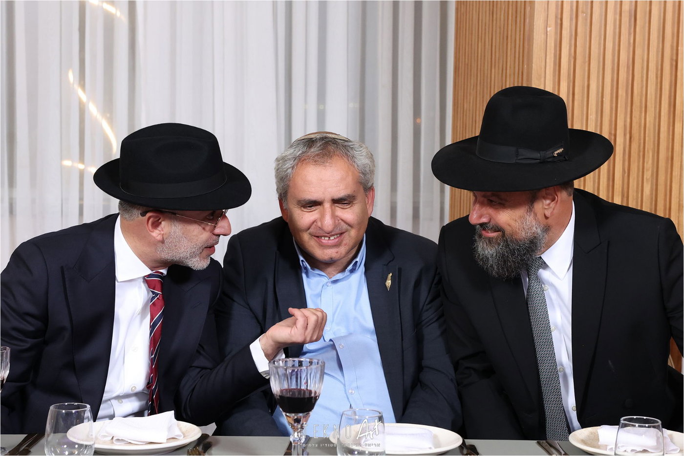 חבר הכנסת החרדי חיתן את בתו עם הבחור מ'חברון'; הברנז'ה התייצבה | תיעוד