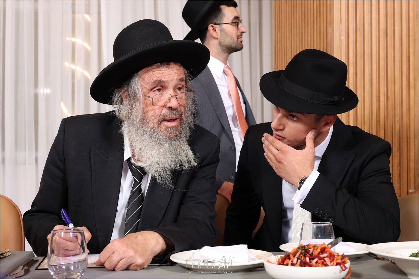 חבר הכנסת החרדי חיתן את בתו עם הבחור מ'חברון'; הברנז'ה התייצבה | תיעוד