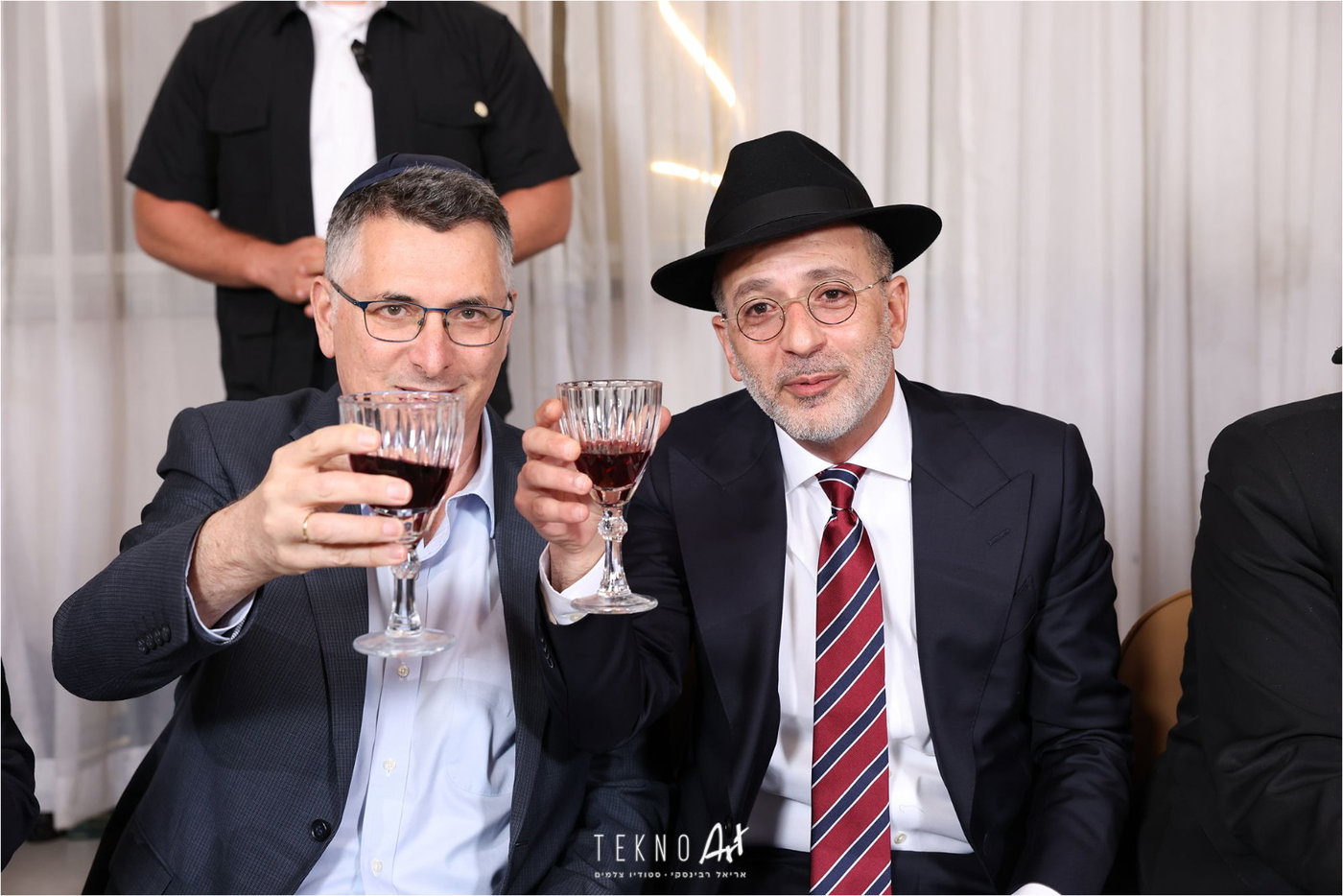 חבר הכנסת החרדי חיתן את בתו עם הבחור מ'חברון'; הברנז'ה התייצבה | תיעוד