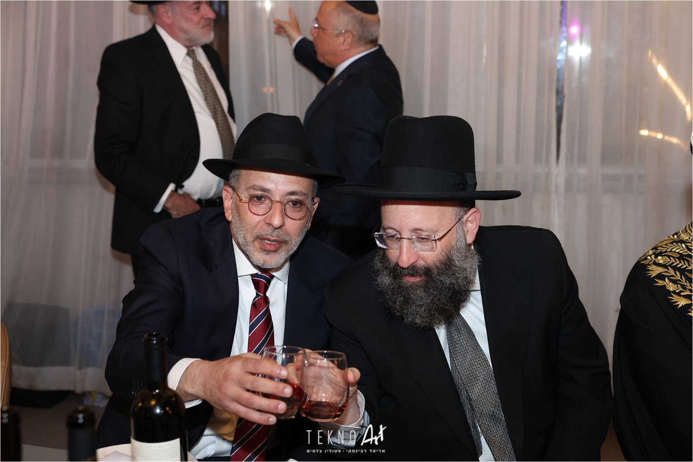 חבר הכנסת החרדי חיתן את בתו עם הבחור מ'חברון'; הברנז'ה התייצבה | תיעוד
