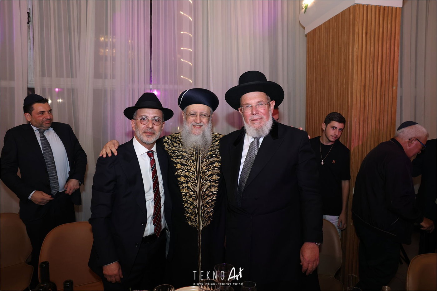 חבר הכנסת החרדי חיתן את בתו עם הבחור מ'חברון'; הברנז'ה התייצבה | תיעוד