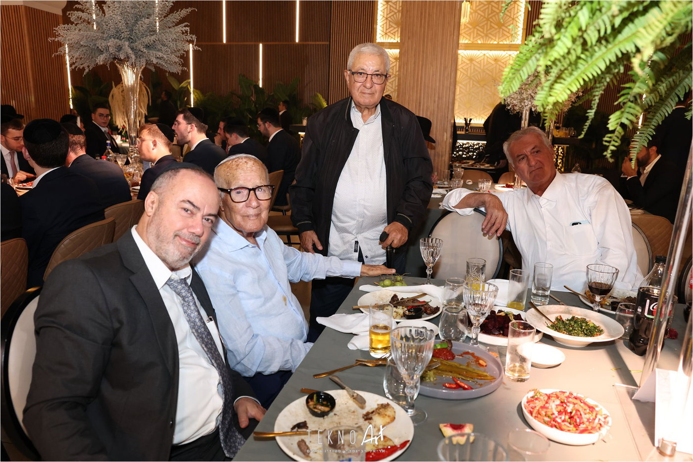 חבר הכנסת החרדי חיתן את בתו עם הבחור מ'חברון'; הברנז'ה התייצבה | תיעוד