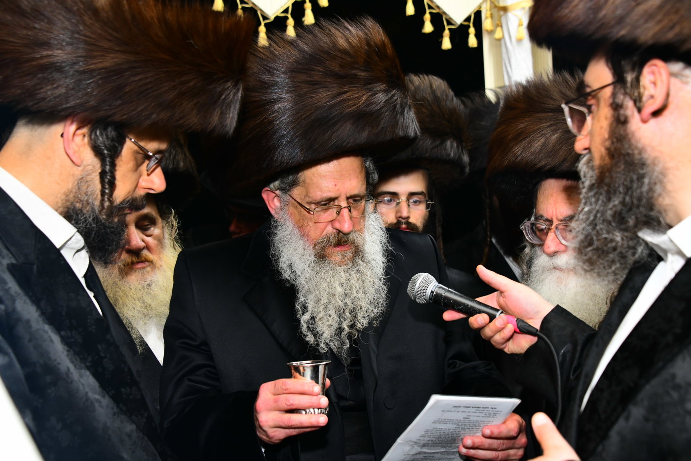שמחת בית מכנובקא בעלזא - נדבורנה י-ם - מעליץ - יערסלוב