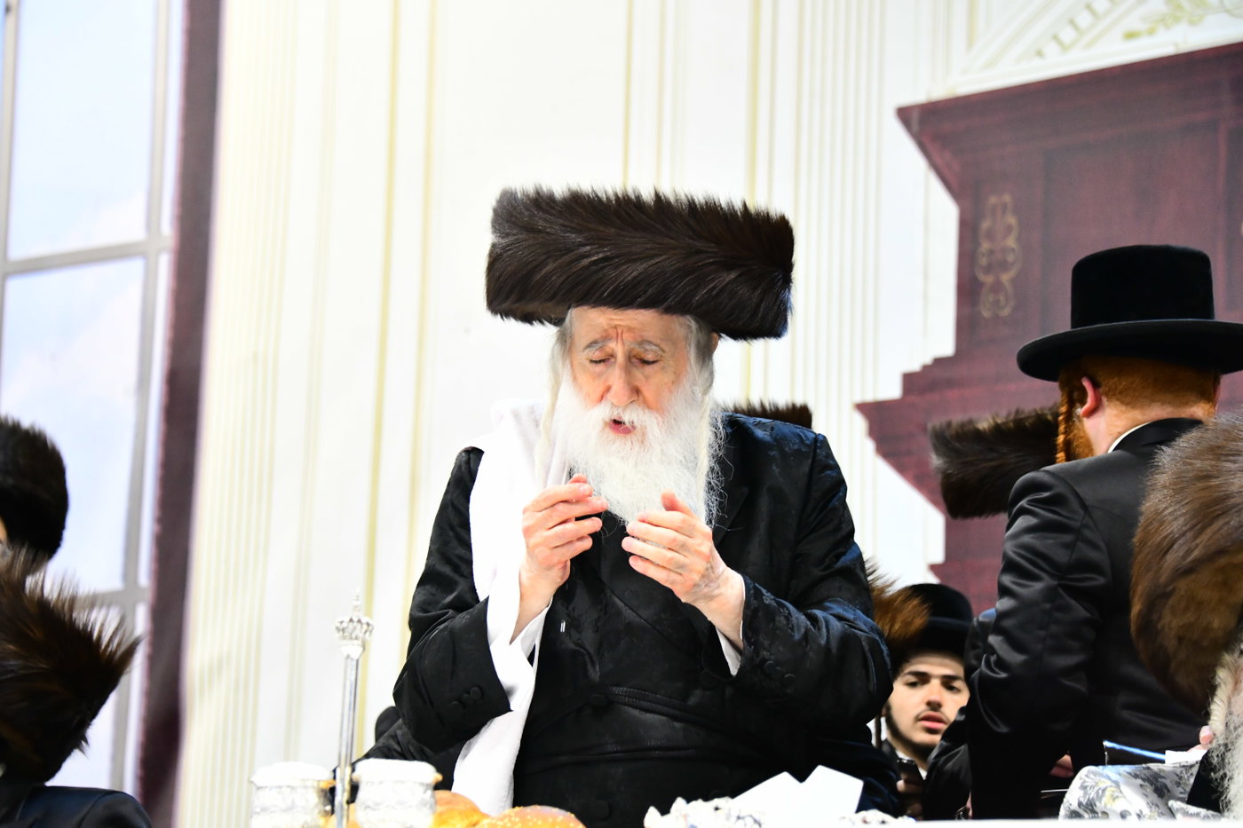 שמחת בית מכנובקא בעלזא - נדבורנה י-ם - מעליץ - יערסלוב