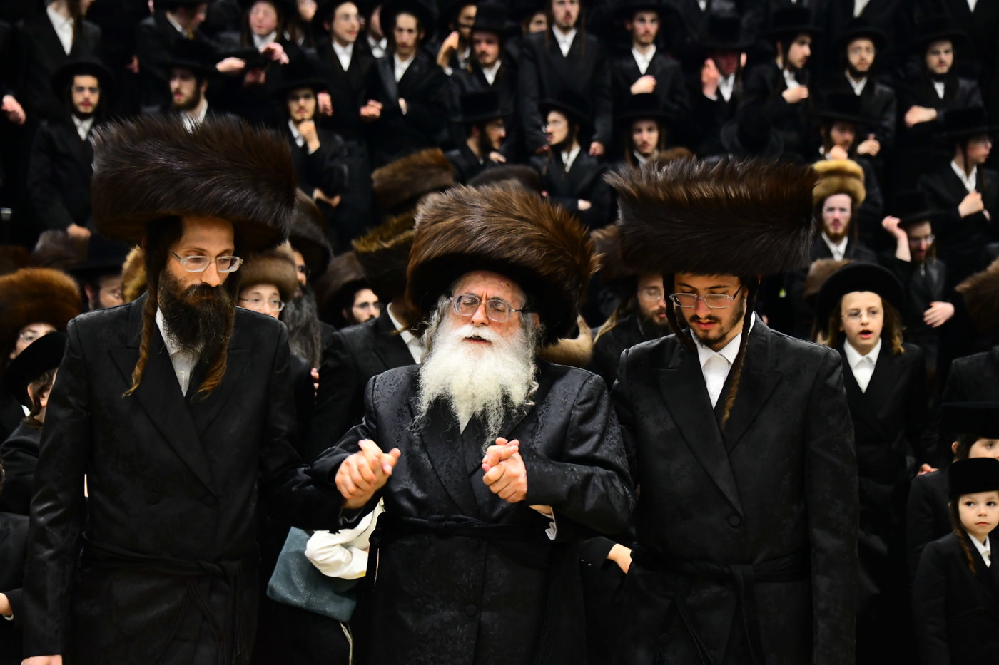 שמחת בית מכנובקא בעלזא - נדבורנה י-ם - מעליץ - יערסלוב