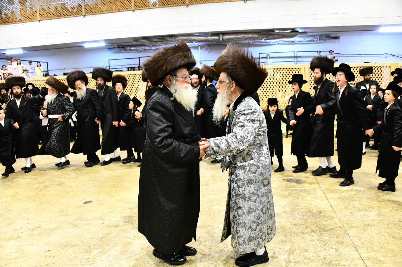 שמחת בית מכנובקא בעלזא - נדבורנה י-ם - מעליץ - יערסלוב