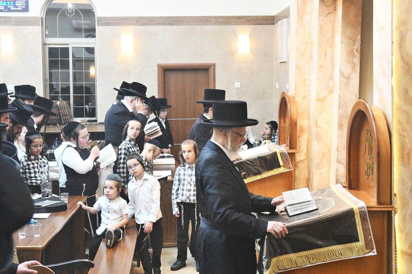 האדמו"ר מסערט ויז'ניץ בביתר