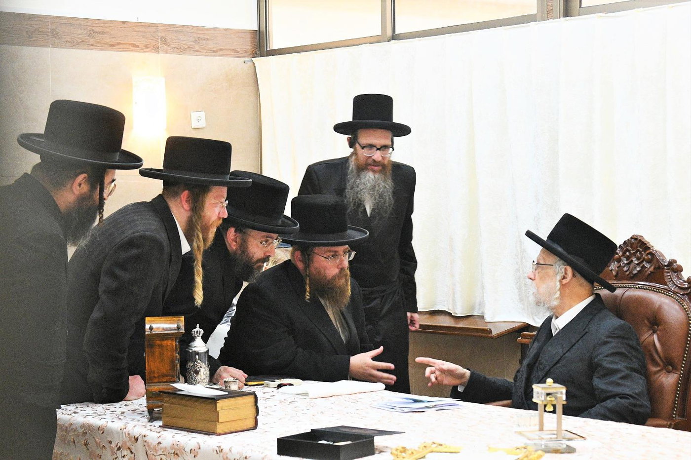 האדמו"ר מסערט ויז'ניץ בביתר