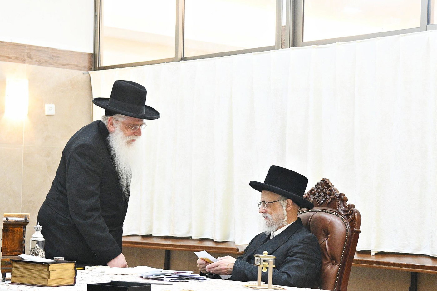 האדמו"ר מסערט ויז'ניץ בביתר