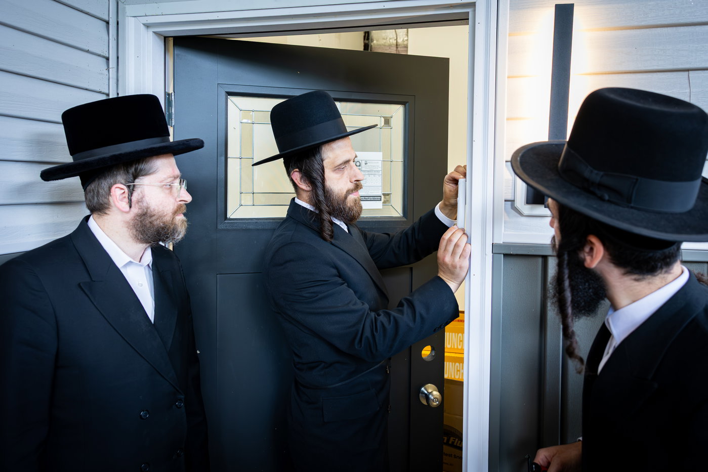האדמו"ר מקראלי בביקור בקאנטרי