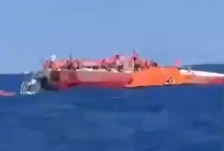 דרמה בלב ים: ספינה ועליה 270 נוסעים התהפכה וטבעה בים התיכון