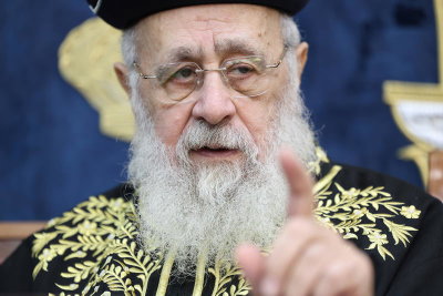 אחרי "המרשעת הזו, תקבל את המכה": דרישה לחקירה נגד הראשון לציון בעקבות דבריו על היועמ"שית