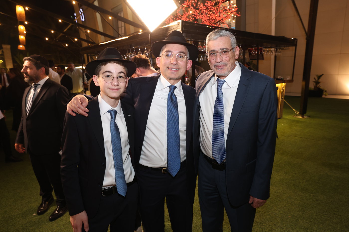 בר מצווה לבנו של מנכ"ל משרד הפנים ישראל אוזן