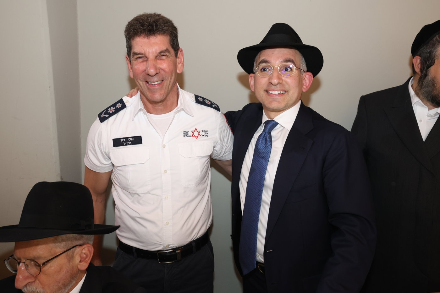 בר מצווה לבנו של מנכ"ל משרד הפנים ישראל אוזן