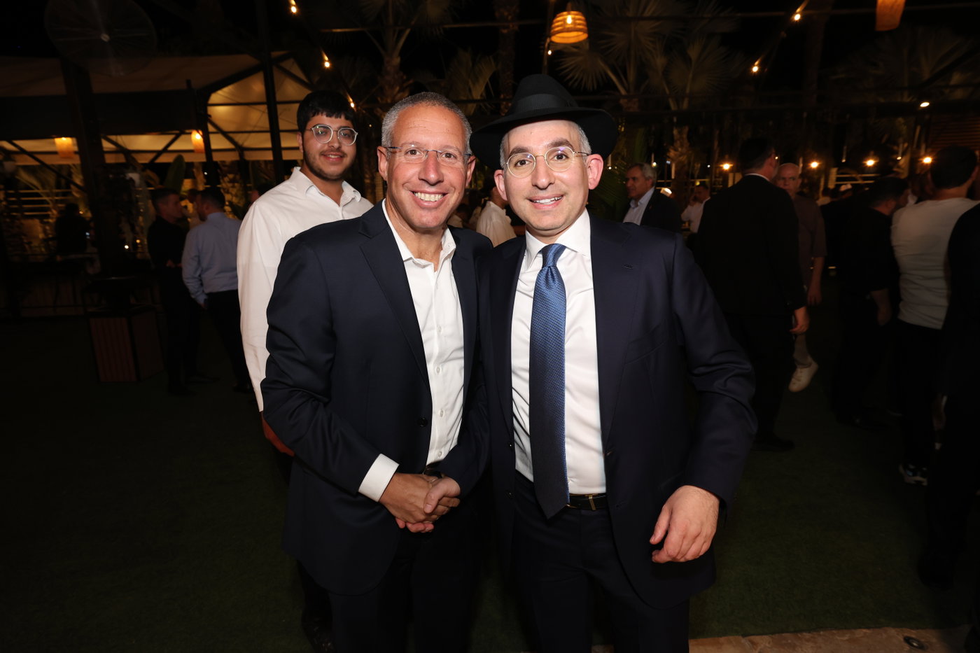 בר מצווה לבנו של מנכ"ל משרד הפנים ישראל אוזן
