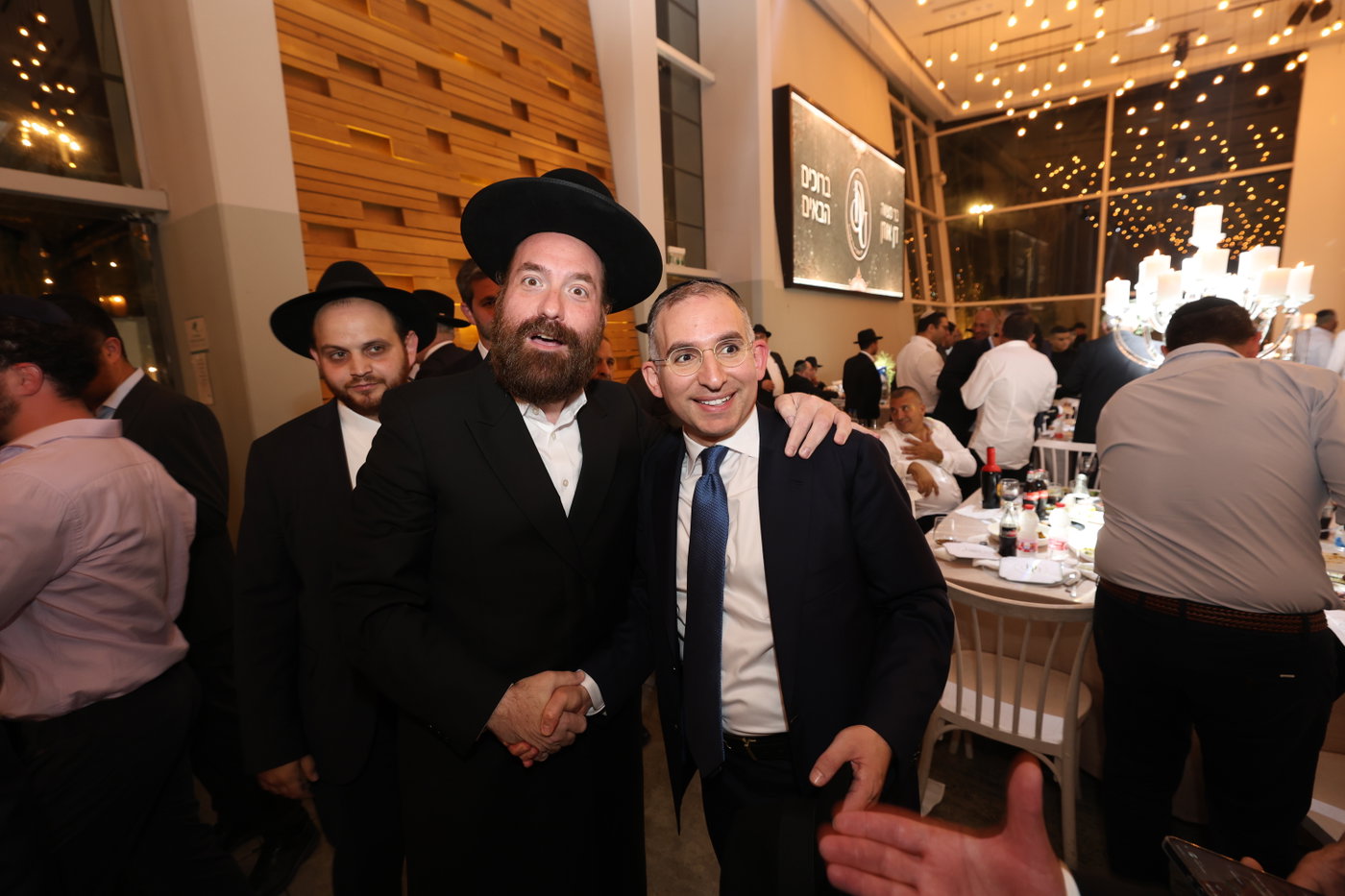 בר מצווה לבנו של מנכ"ל משרד הפנים ישראל אוזן