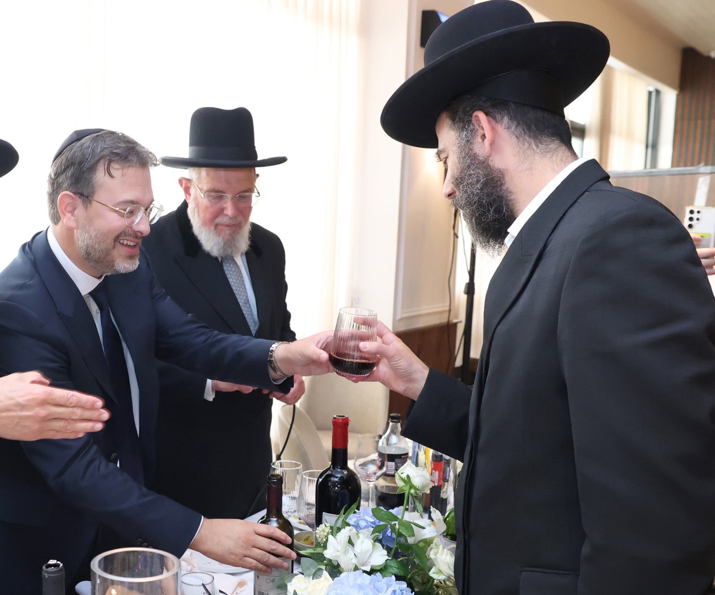 שמחת הברית לבנו של הסופר ואיש התקשורת שלמה קוק