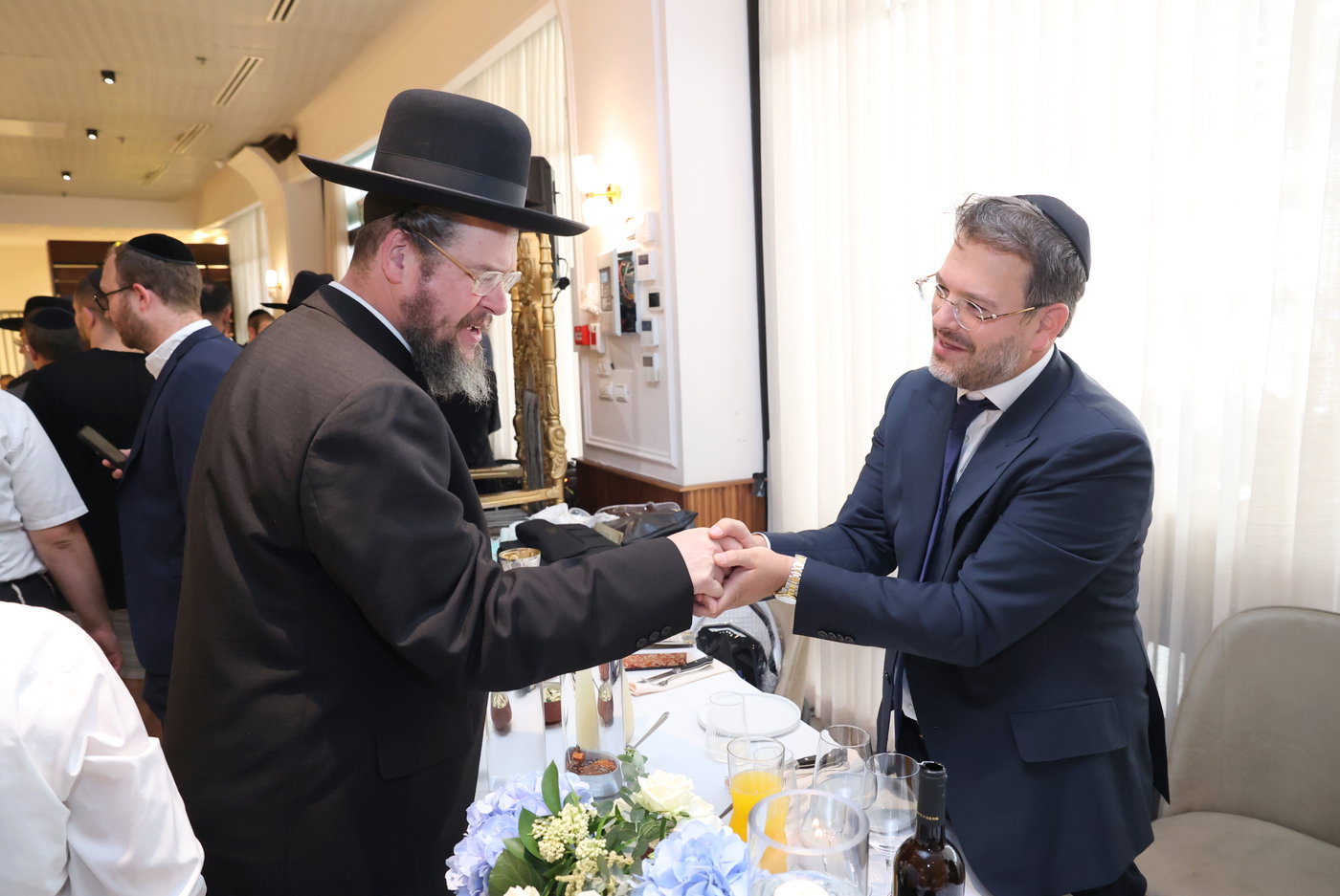 שמחת הברית לבנו של הסופר ואיש התקשורת שלמה קוק
