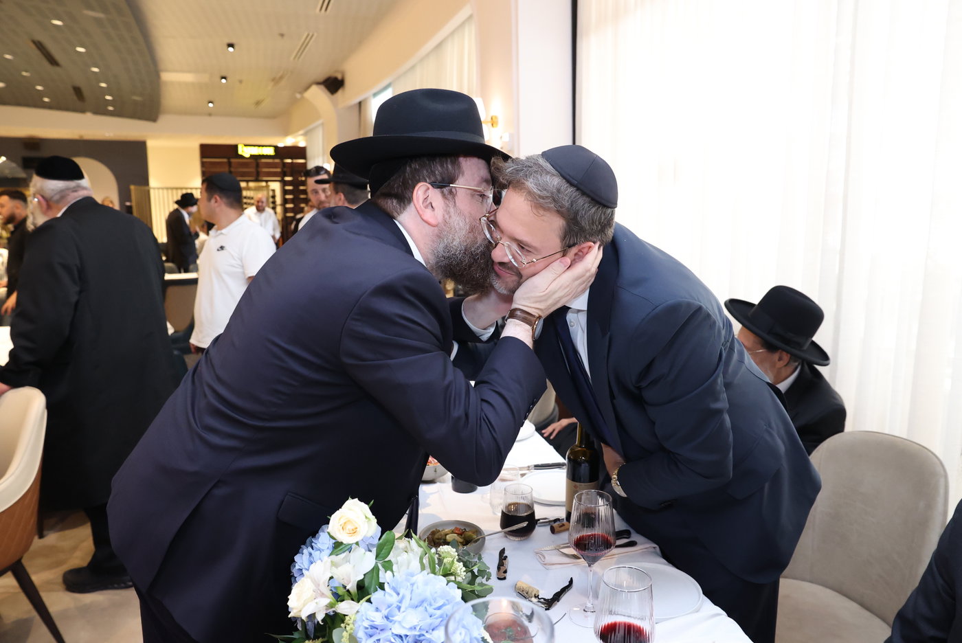 שמחת הברית לבנו של הסופר ואיש התקשורת שלמה קוק