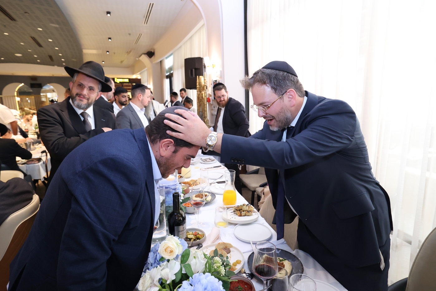 שמחת הברית לבנו של הסופר ואיש התקשורת שלמה קוק