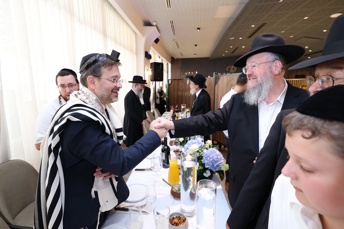 שמחת הברית לבנו של הסופר ואיש התקשורת שלמה קוק