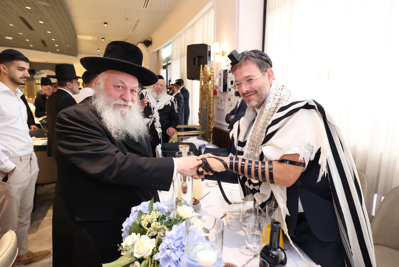 שמחת הברית לבנו של הסופר ואיש התקשורת שלמה קוק