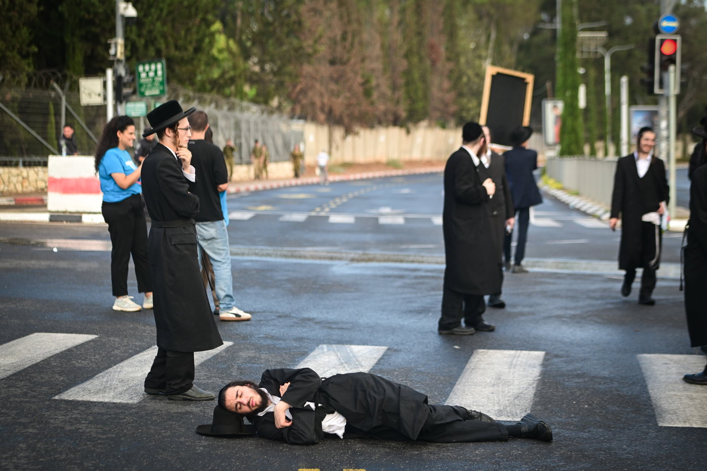 ההפגנה ליד לשכת הגיוס תל השומר