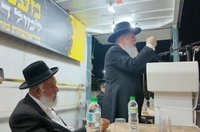 "איפה כוח ההרתעה של צה"ל?! עושים מאיתנו צחוק" | זעקת הרב בעצרת המחאה מול כלא 10