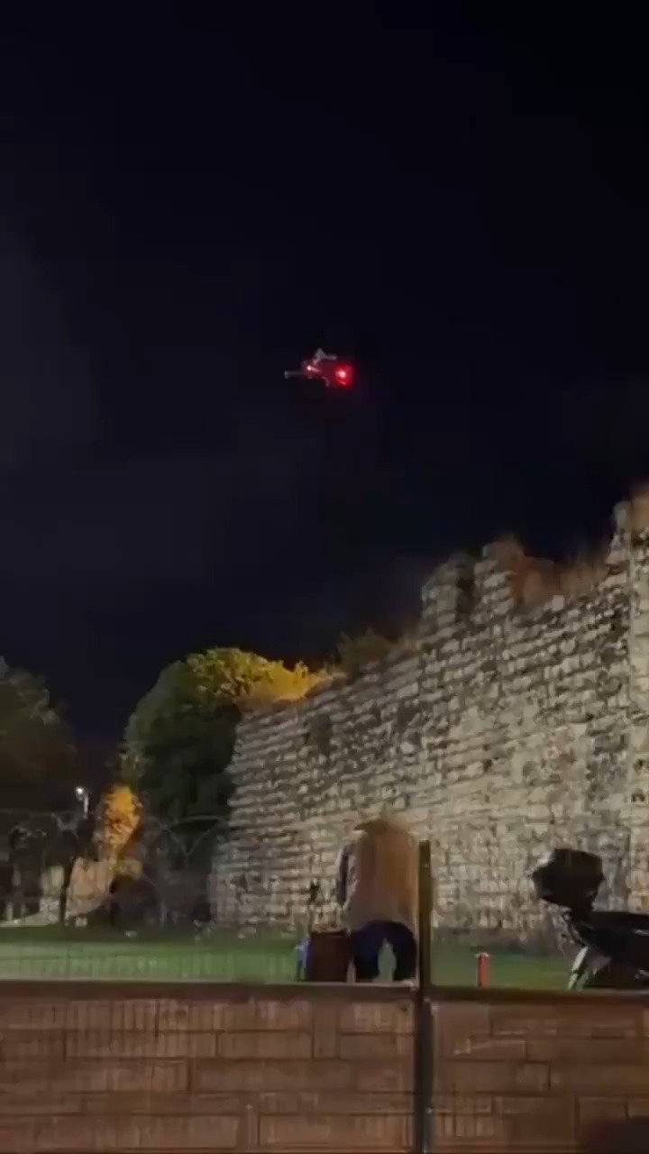 תסתלקו מכאן: המרדף מהשמיים אחרי נרקומנים מסוכנים