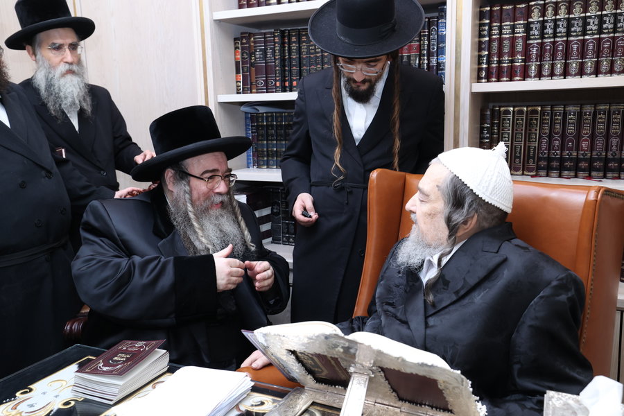 כך הגיב הגרי"מ שכטר כשהופתע לראות את החברותא שלמד עמו לפני 35 שנה