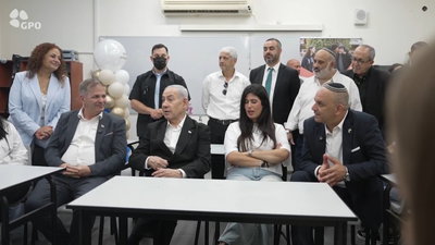 נתניהו שיתף בגילוי לב את התלמידים: "הייתי ילד שונה" | צפו