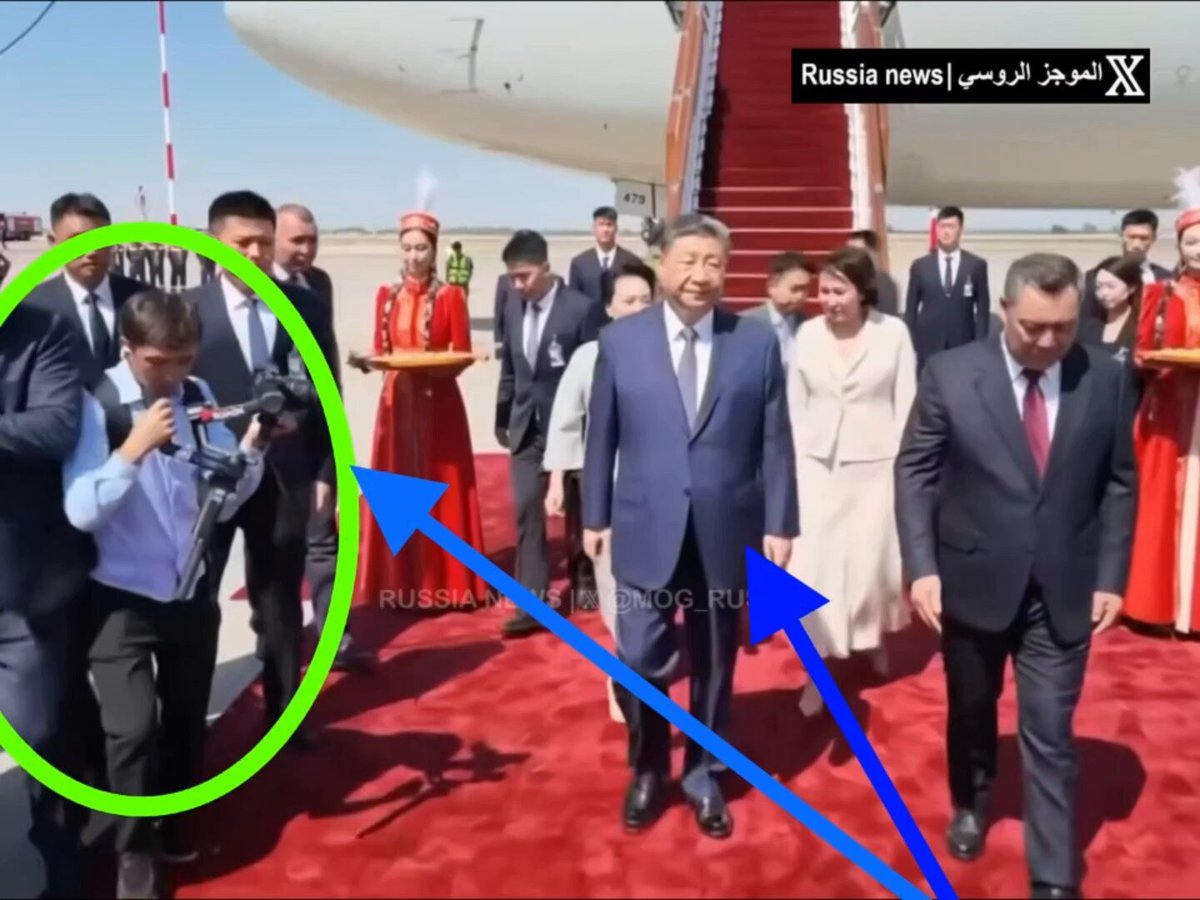 פאניקה בשידור: צלם ניסה להתקרב לשי - והותקף באלימות
