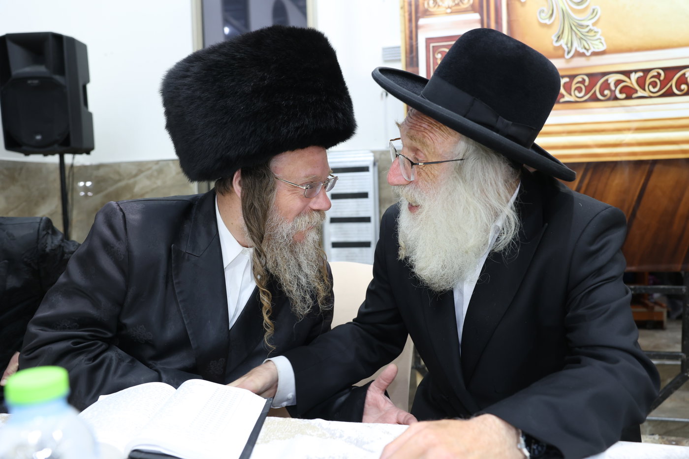 המעמד בכולל תשובות והנהגות