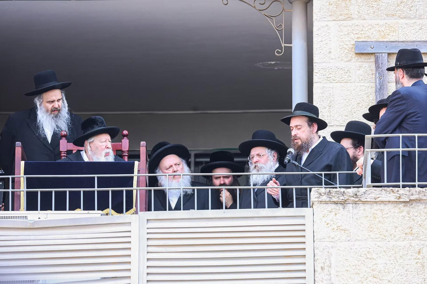 האדמו"ר מגור בהלווייה השבוע
