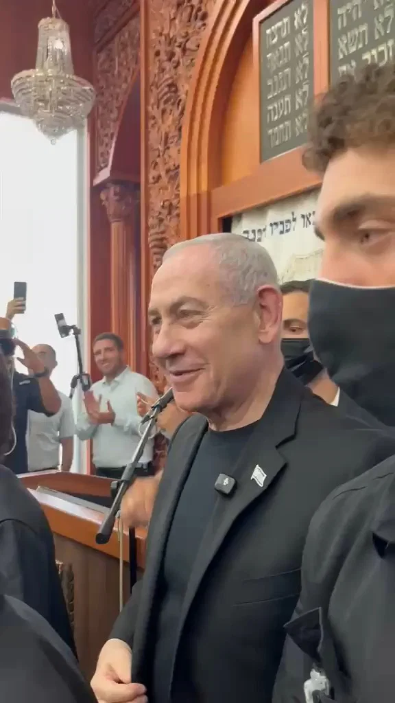 בחורי הישיבה שרו בלהט "ואינקמה מפלסטין יימח שמם"; כך נתניהו הגיב