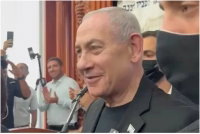 בחורי הישיבה שרו בלהט "ואינקמה מפלסטין יימח שמם"; כך נתניהו הגיב