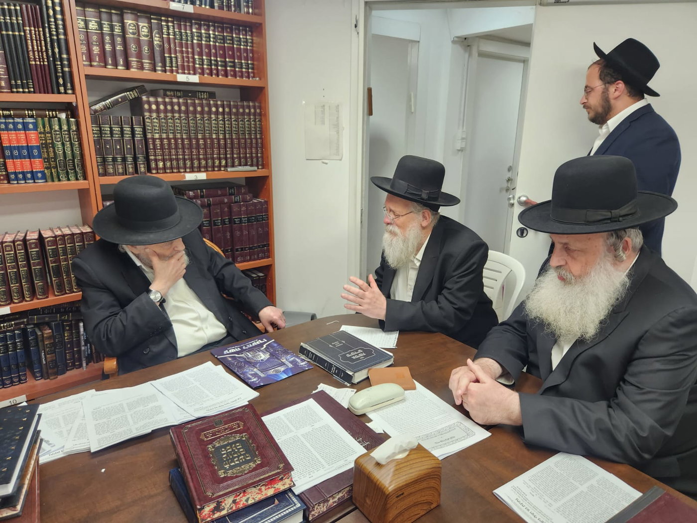 גדולי ישראל מצטרפים למיזם