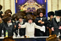 שמחת בית לעלוב - מודז'יץ - אופלע