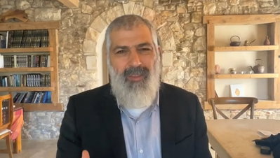 צבי יחזקאלי בפינה מיוחדת לפרשות ניצבים וילך • צפו
