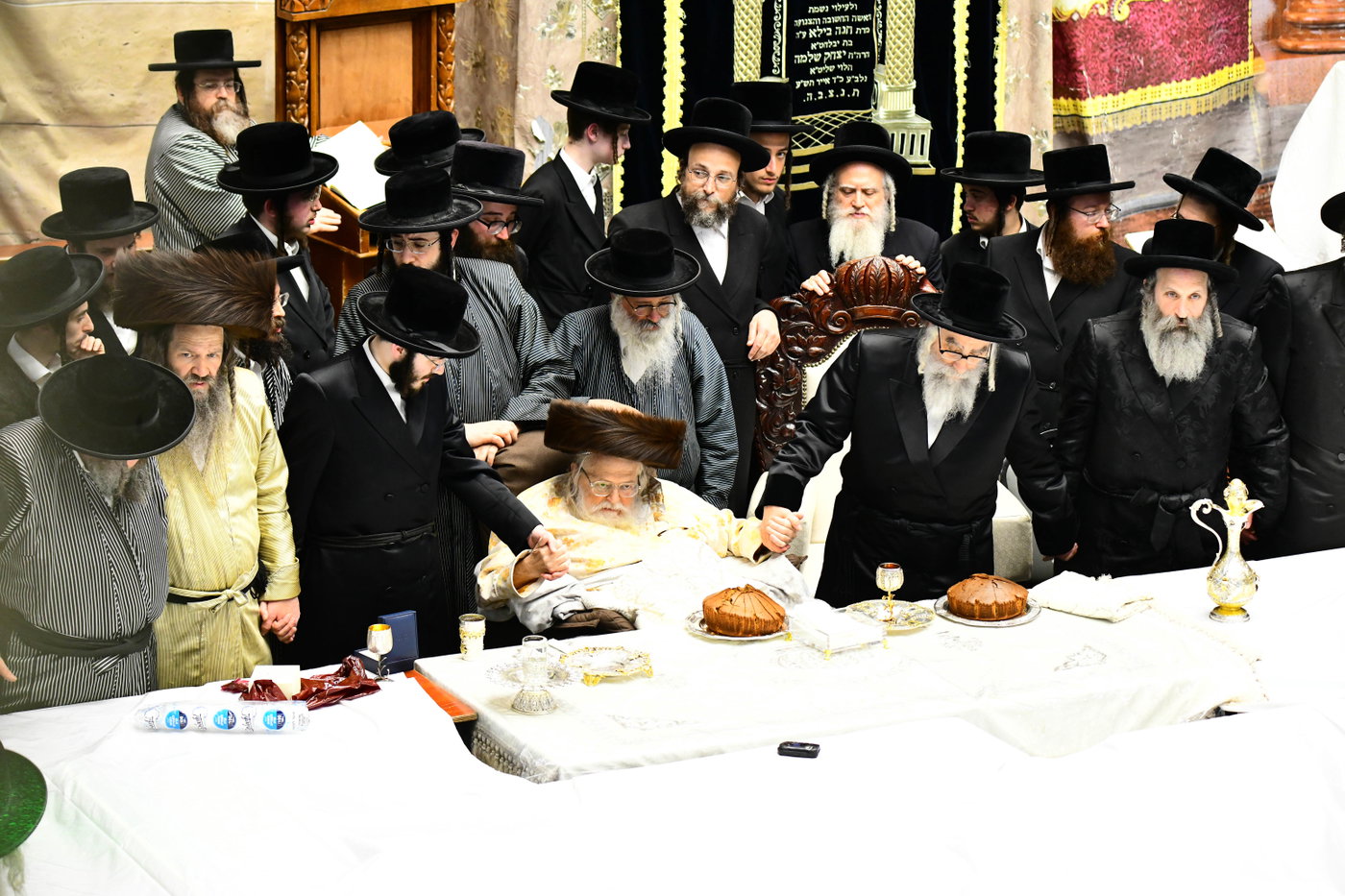 האדמו"ר מויז'ניץ מאנסי בתולדות אברהם יצחק