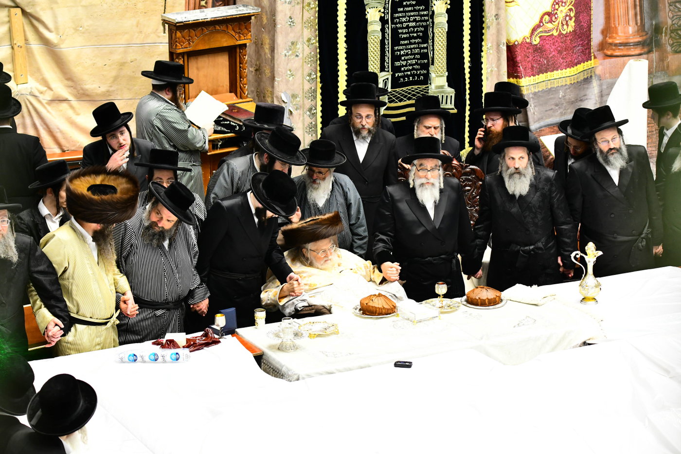האדמו"ר מויז'ניץ מאנסי בתולדות אברהם יצחק