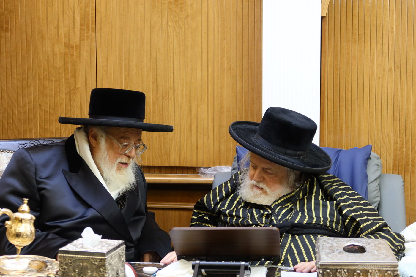 האחים האדמו"רים מתולדות אברהם יצחק ותולדות אהרן בביקור