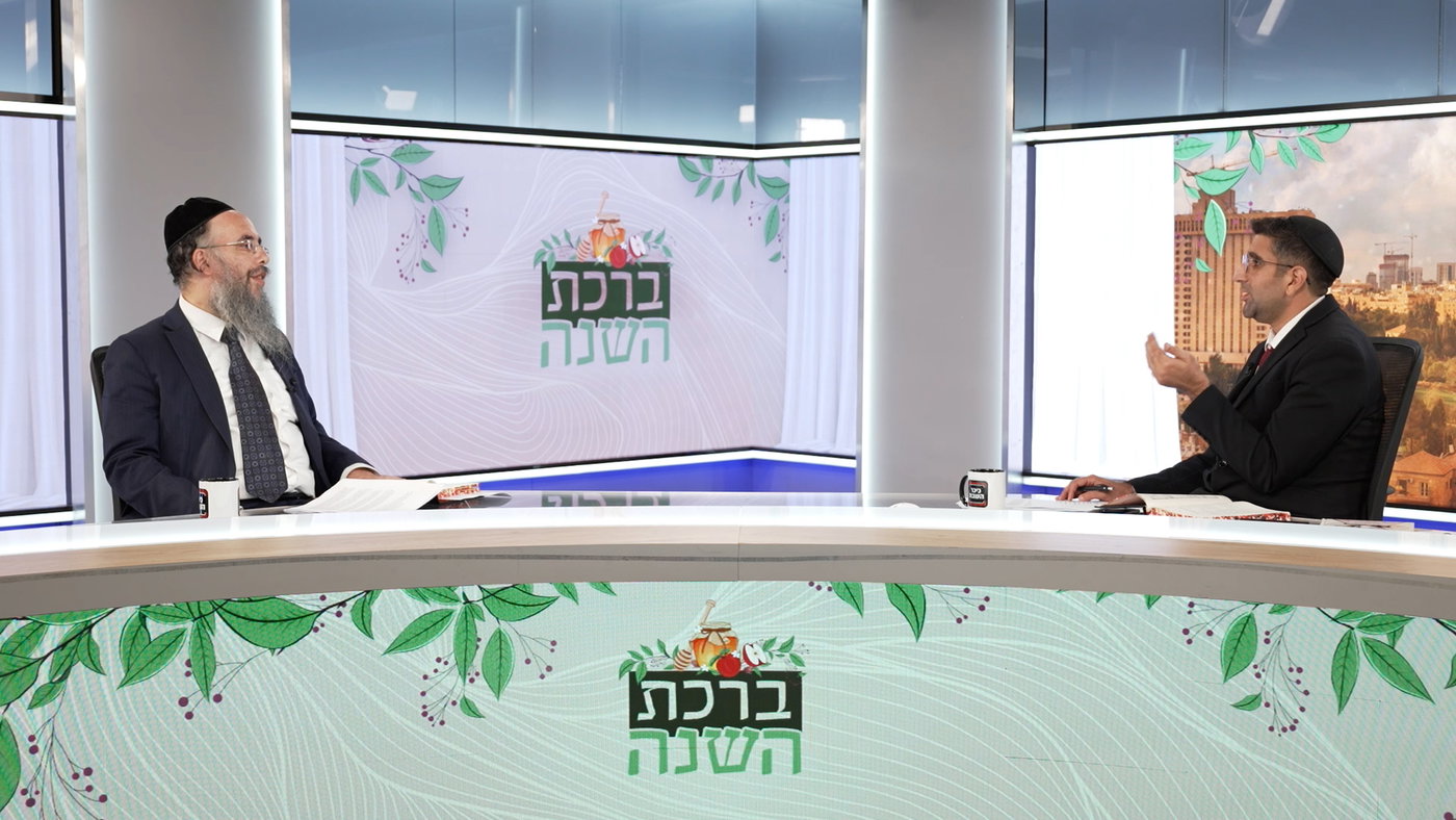 הרב יוסף חיים אוהב ציון ויוסי עבדו במשדר "ברכת השנה"